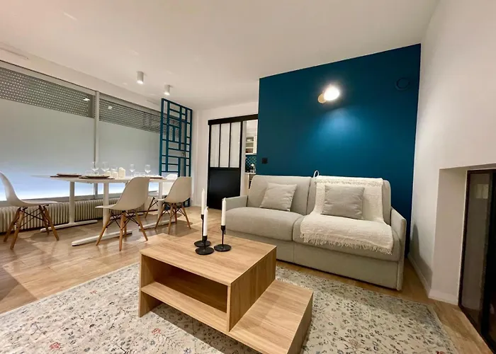 4 Guests Moderne Place Breteuil Apartment *